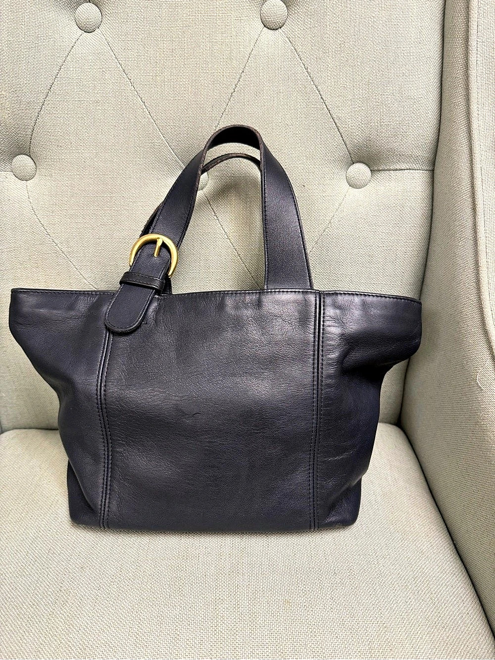 Coach Waverly in navy, leather tote. Like NEW